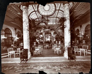 Lounge im Plaza Hotel, ca. 1907