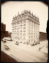 Das Hotel Navarre, 7th Avenue und 38th Street, New York, 1908