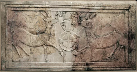 Dekorierter Chorschirm aus einer byzantinischen Kirche in den Hebron-Hügeln (Marmor)