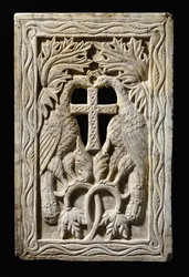 Tafel mit zwei Pfauen, 501-700