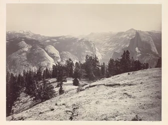 Die Kuppeln, vom Sentinel Domes, Yosemite, um 1865-1866