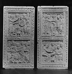König David beauftragt und singt die Psalmen; St. Hieronymus wird von Papst Bonifatius beauftragt, die Psalmen zu bearbeiten, Buchdeckelplatten, Deutsche, Schule des Rheins, aus Aix la Chapelle, aus dem Dagu