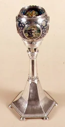 Plique-à-jour-emaillierte Lampe, 1905-12