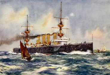 HMS Powerful dampft den Kanal hinauf bei ihrer Rückkehr aus Südafrika