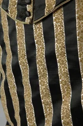Abendkleid, ca. 1884 (Detailansicht des Stoffes)
