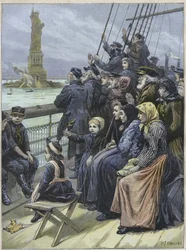 Jüdische Einwanderer kommen 1892 in New York an - Jüdische Flüchtlinge aus Russland passieren die kolossale Statue im New Yorker Hafen - Gravur von Charles Joseph Staniland