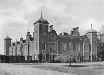 Nordost- und Südostfronten