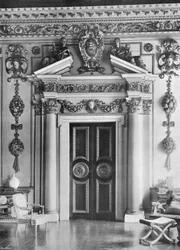 Süd-Tür im Doppelwürfel-Zimmer