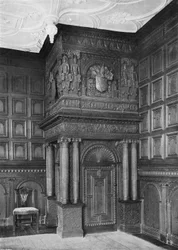 The Red Lodge. Interner Vorbau im Salon