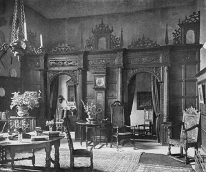 Der Bildschirm in der Halle