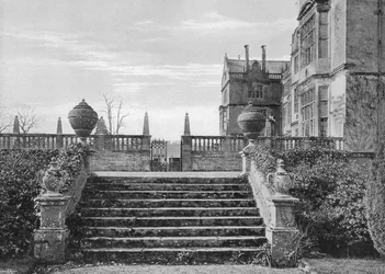 Die Terrassentreppe vom versunkenen Privaten Garten