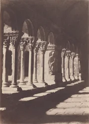 Ein Gang des Kreuzgangs von Saint Trophime, Arles