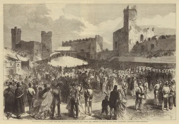 Überreichung einer Adresse des nordwalisischen Volkes an den Prinzen und die Prinzessin von Wales im oberen Burghof von Carnarvon Castle