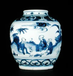 Blau-weiße Vase, bemalt mit Jungen mit einem Hasen, Wanli oder Chongzheng, 1600-30