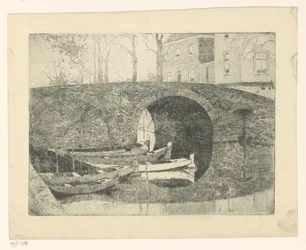 Brücke über einen Graben