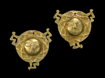 Paar Ohrschmuck, 600-1600 n. Chr.