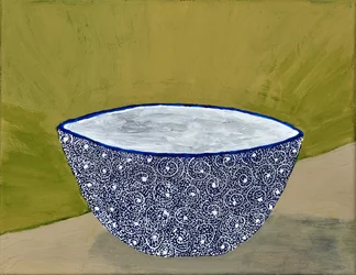 Elegantes blaues Schalen Stillleben