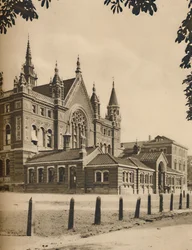 Der Mittelblock und die Oberstufe am Dulwich College, ca. 1935