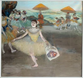 Tänzerin mit Blumenstrauß auf der Bühne (1878)