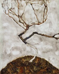 Kleiner Baum im Spätherbst