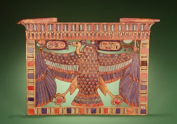 Pylon-Pektorale verziert mit dem Geier von Oberägypten, aus dem Grab von Tutanchamun (ca. 1370-52 v. Chr.) Neues Reich