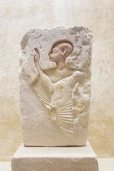 Relief eines Priesters, Neues Reich