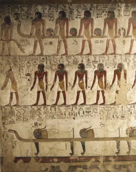 Ägypten, Luxor, Tal der Könige, Grab von Sethos I., Relief von bemalten Szenen aus dem Buch der Tore