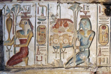 Opferszene, Relief, Tempel von Ramses II, Abydos, Ägypten, ägyptische Zivilisation, Neues Reich, Dynastie XIX