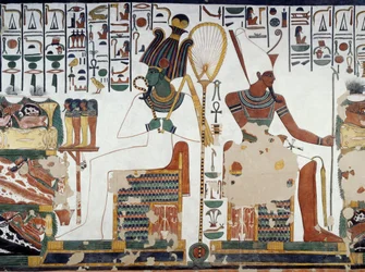 Osiris und Atun, Detail der Fresken in der zweiten Kammer des Grabes von Nefertari, Tal der Königinnen, Luxor, Theben (Unesco-Welterbeliste)