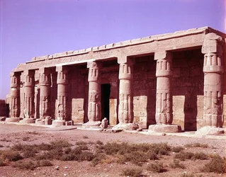 Ansicht des ersten Pylons, Neues Reich