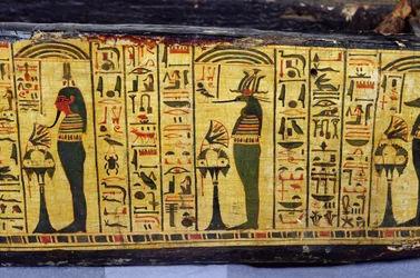 Detail der äußeren Sargbasis der Mumie von Nesyamun, möglicherweise gefunden in Deir El-Bahri, Neues Reich, ca. 1100 v. Chr. (bemaltes Holz)