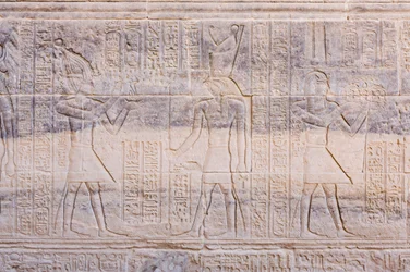 Reliefs am Philae-Tempel, Assuan, Ägypten