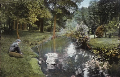 Buxton, The Serpentine Walk