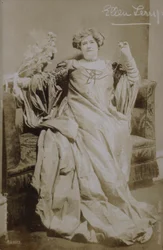 Ellen Terry (s/w Foto)