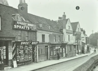 Eltham High Street: Blick nach Westen von der St. John