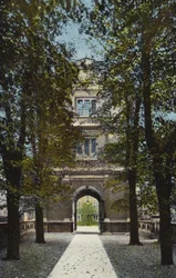 Gonville and Caius College, Tor der Tugend