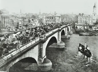 London Bridge: Pferdeverkehr auf der Brücke, 1895