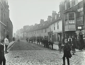Mill Lane: von Deptford Broadway, London, 1895