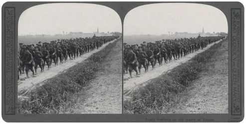 North Staffords auf dem Marsch in Frankreich
