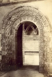 St Albans Abbey, Normannisches Tor (s/w Foto)