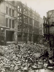 Die Stadt London nach einem Bombenangriff