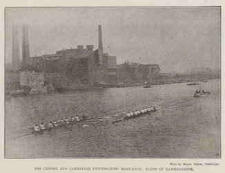 Das Oxford-Cambridge-Universitäts-Bootsrennen, Szene in Hammersmith