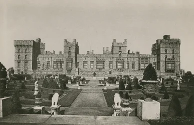 Windsor Castle, Ostfront