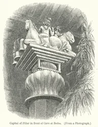 Kapital der Säule vor der Höhle in Bedsa (Gravur)