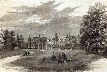Hatfield House, der Sitz des Marquis von Salisbury, aus 