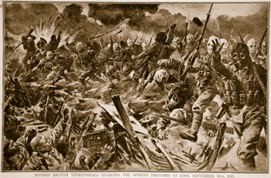 Vermummte britische Territorialtruppen stürmen die deutschen Schützengräben bei Loos, 25. September 1915, 1914-19