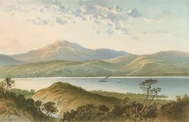 Loch Ness, von oberhalb des Wasserfalls von Foyers