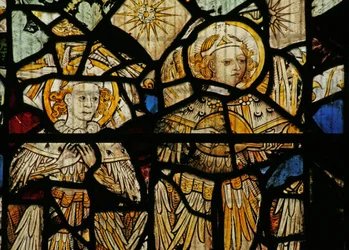 Ostfenster (Ew), musizierende Engel