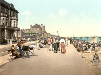 Die Promenade, Deal