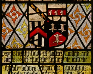 Fenster S4 mit den Wappen von Walter Curson und Isobel Saunders